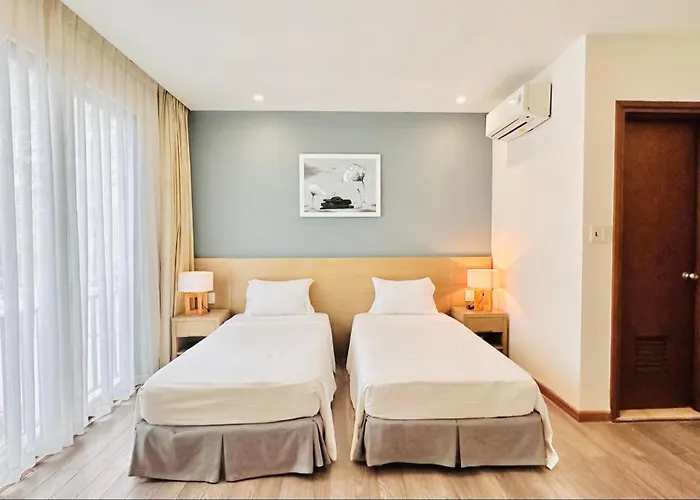 Biet Thu Nguyen Can, 5 Phong Ngu, Be Boi Chung, Cach Bai Bien 100m Apartment